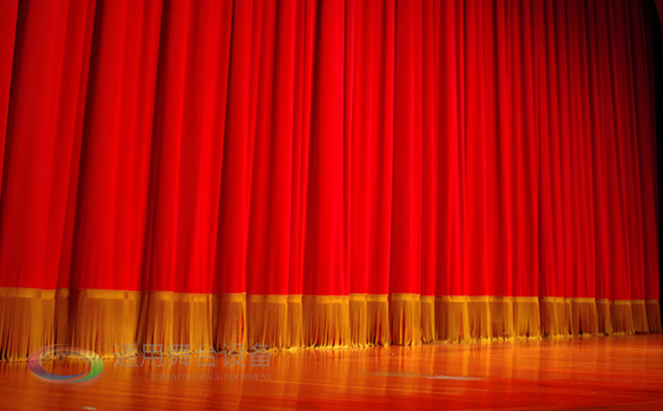 南京漢開書院優(yōu)化硬件設(shè)施選用通用舞臺阻燃幕布 保障校園活動(dòng)安全